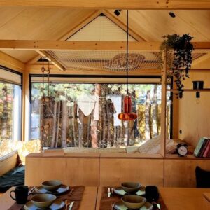 JULIA-Slow life philosophy with peaceful charm